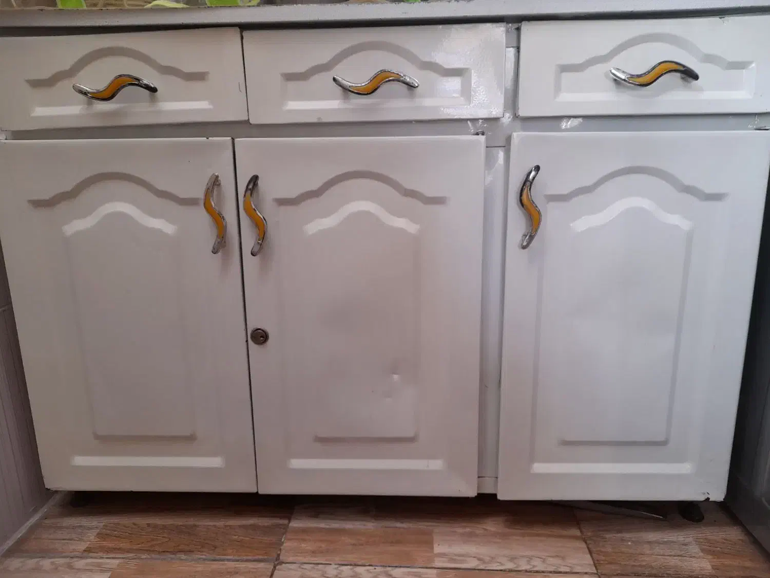 کابینت|مصالح و تجهیزات ساختمان|هرسین, |دیوار