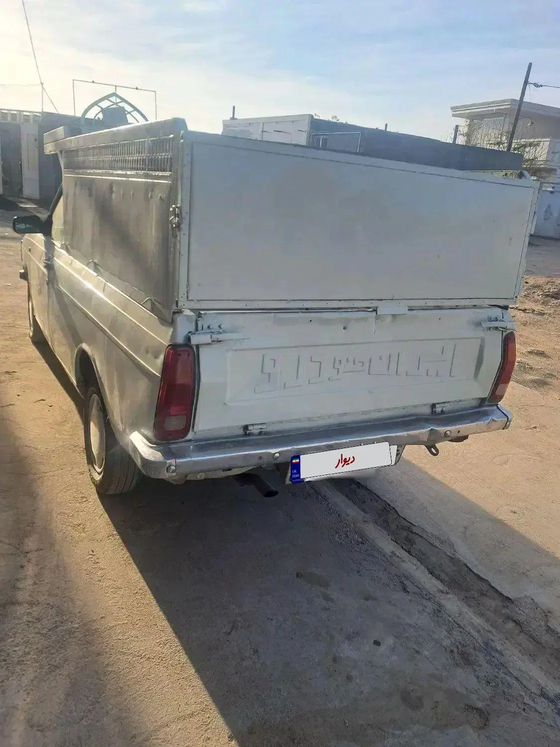 وانت مدل ۸۳ بنزینی شاسی یک طرف سالم|خودرو سواری و وانت|کاشمر, |دیوار