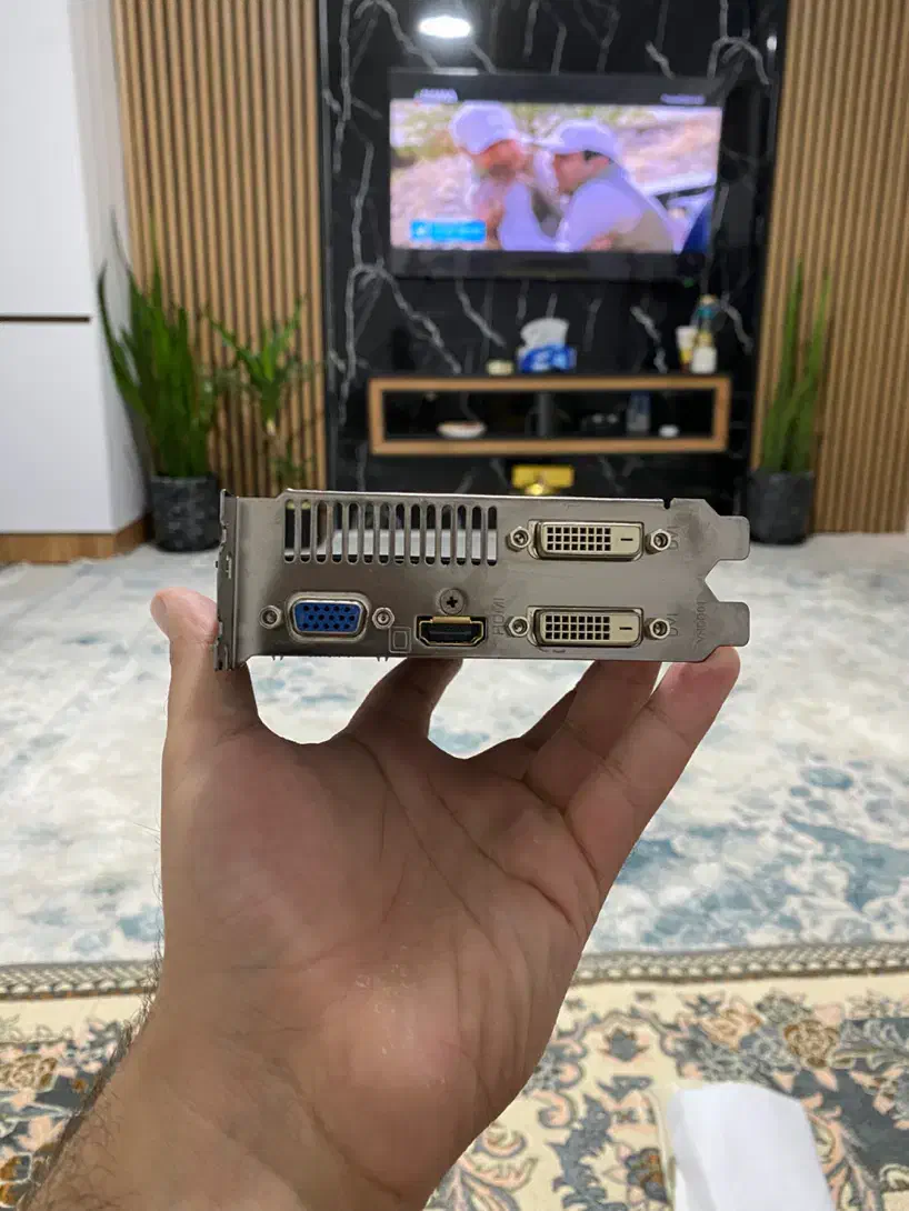 گرافیک گیگابایت ۲گیگ/ رم ۴ ddr3|قطعات و لوازم جانبی رایانه|مشهد, ادیب نیشابوری (شهرک غرب)|دیوار