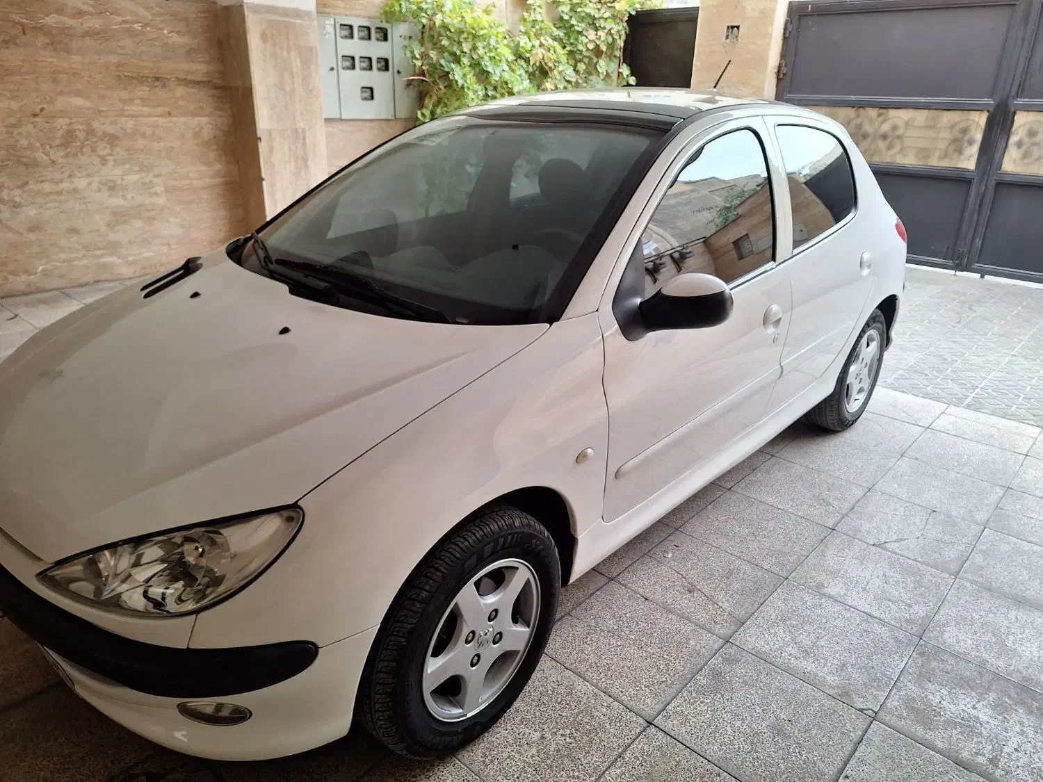 پژو ۲۰۶ تیپ ۳ پانوراما سقف شیشه‌ای|خودرو سواری و وانت|اندیشه, شهرک مریم|دیوار