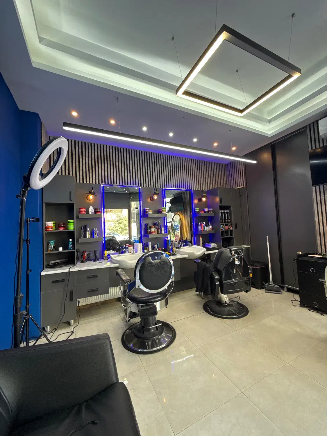 همکار حرفه ای و مبتدی در ارایشگاه مردانه نیازمندیم|استخدام درمانی، زیبایی، بهداشتی|تبریز, |دیوار