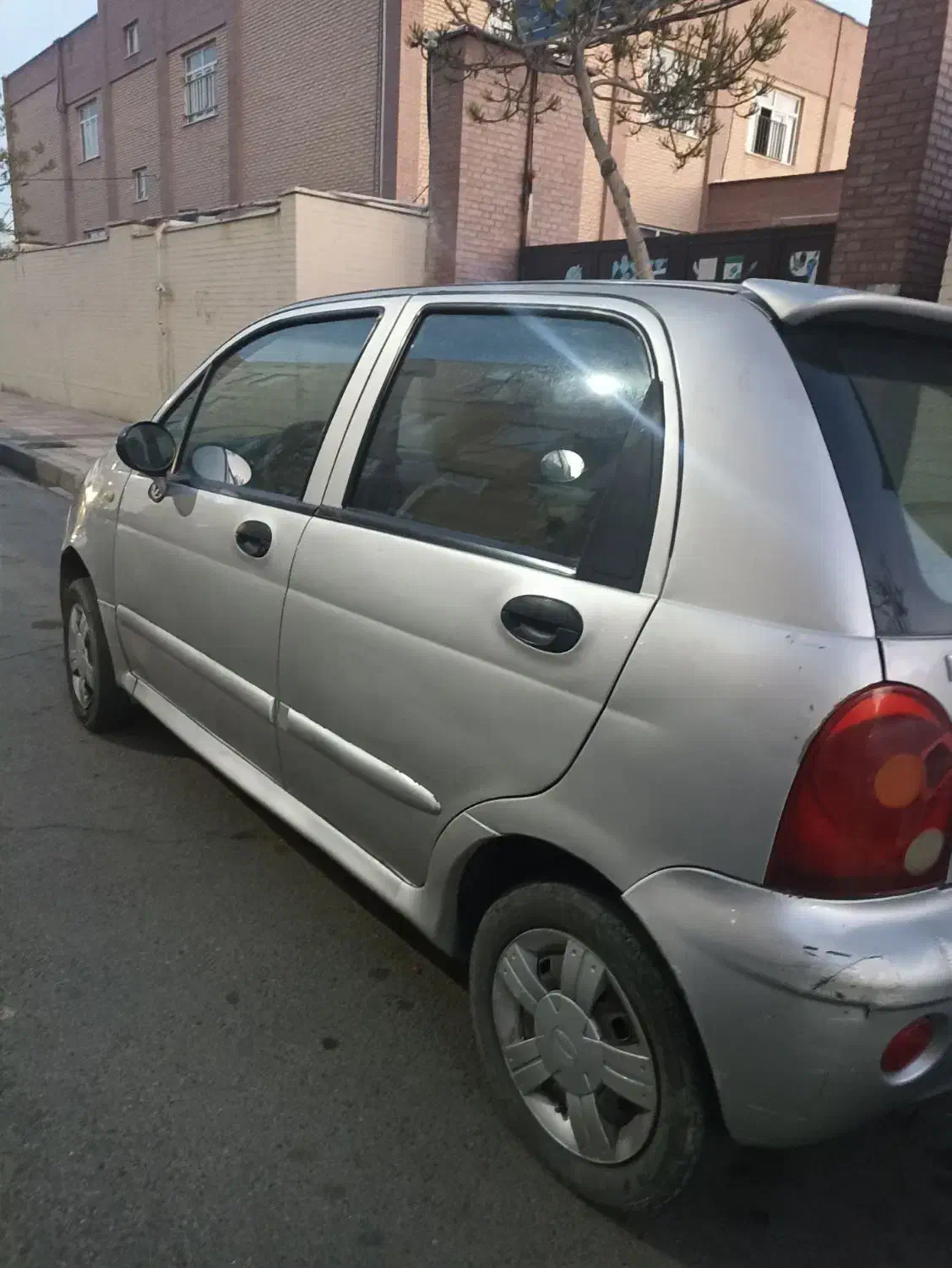 ام وی ام 110|خودرو سواری و وانت|اندیشه, اندیشه فاز ۳|دیوار