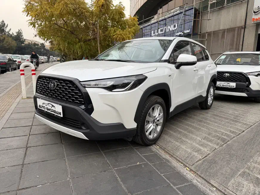 کرولا کراس سفید مدل ۲۰۲۵|خودرو سواری و وانت|تهران, شهرک غرب|دیوار