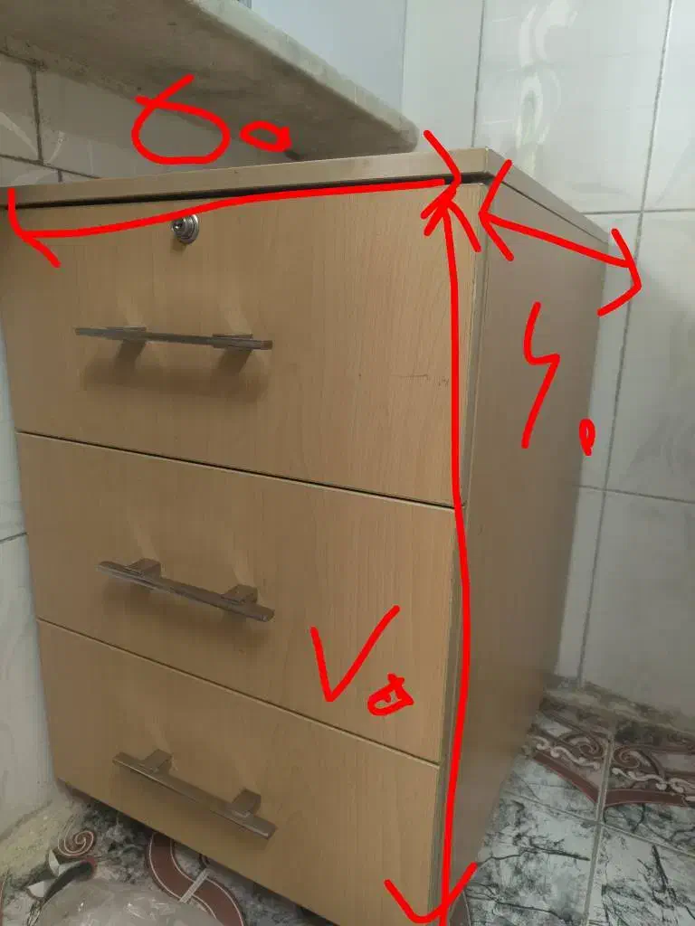 کمد و جالباسی و دراور سه کشو|جاکفشی، کمد، دراور|قدس, شهرقدس|دیوار