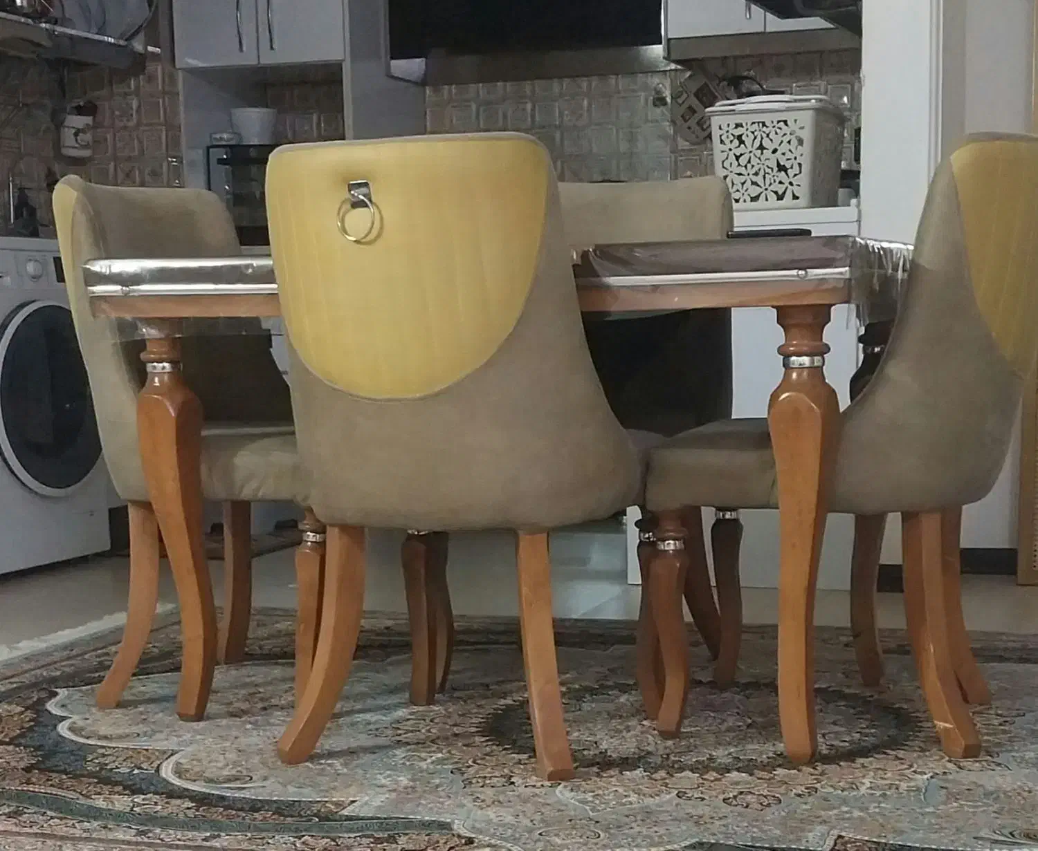 میزنهارخوری ۴نفره|میز و صندلی غذاخوری|بجنورد, |دیوار