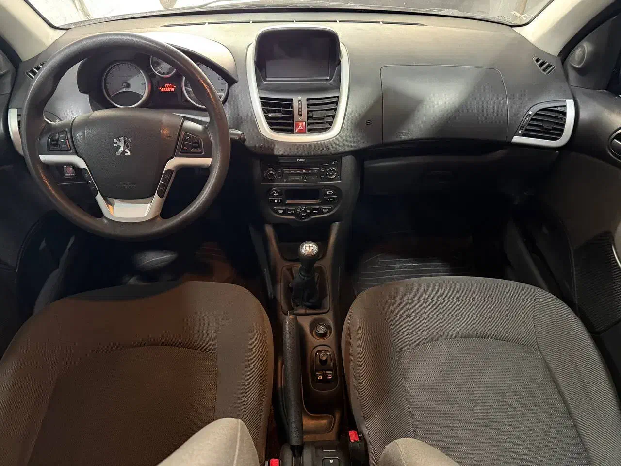 207 مدل 99|خودرو سواری و وانت|اصفهان, کوی گلزار|دیوار