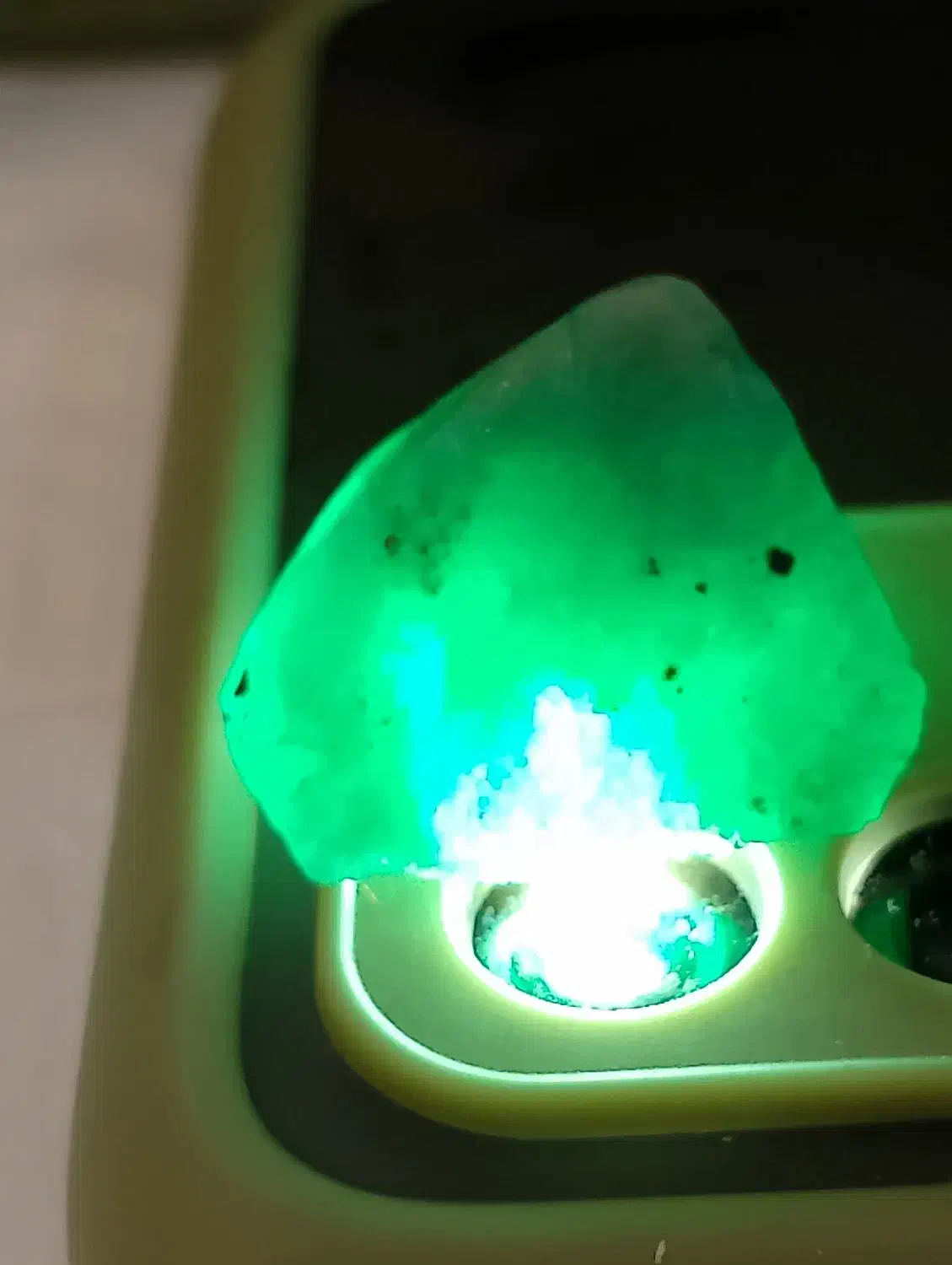 زمرد اصل پنجشیر افغانستان|جواهرات|مشهد, صیاد شیرازی|دیوار