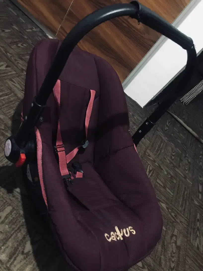 کریر|کالسکه و لوازم جانبی|ارومیه, |دیوار