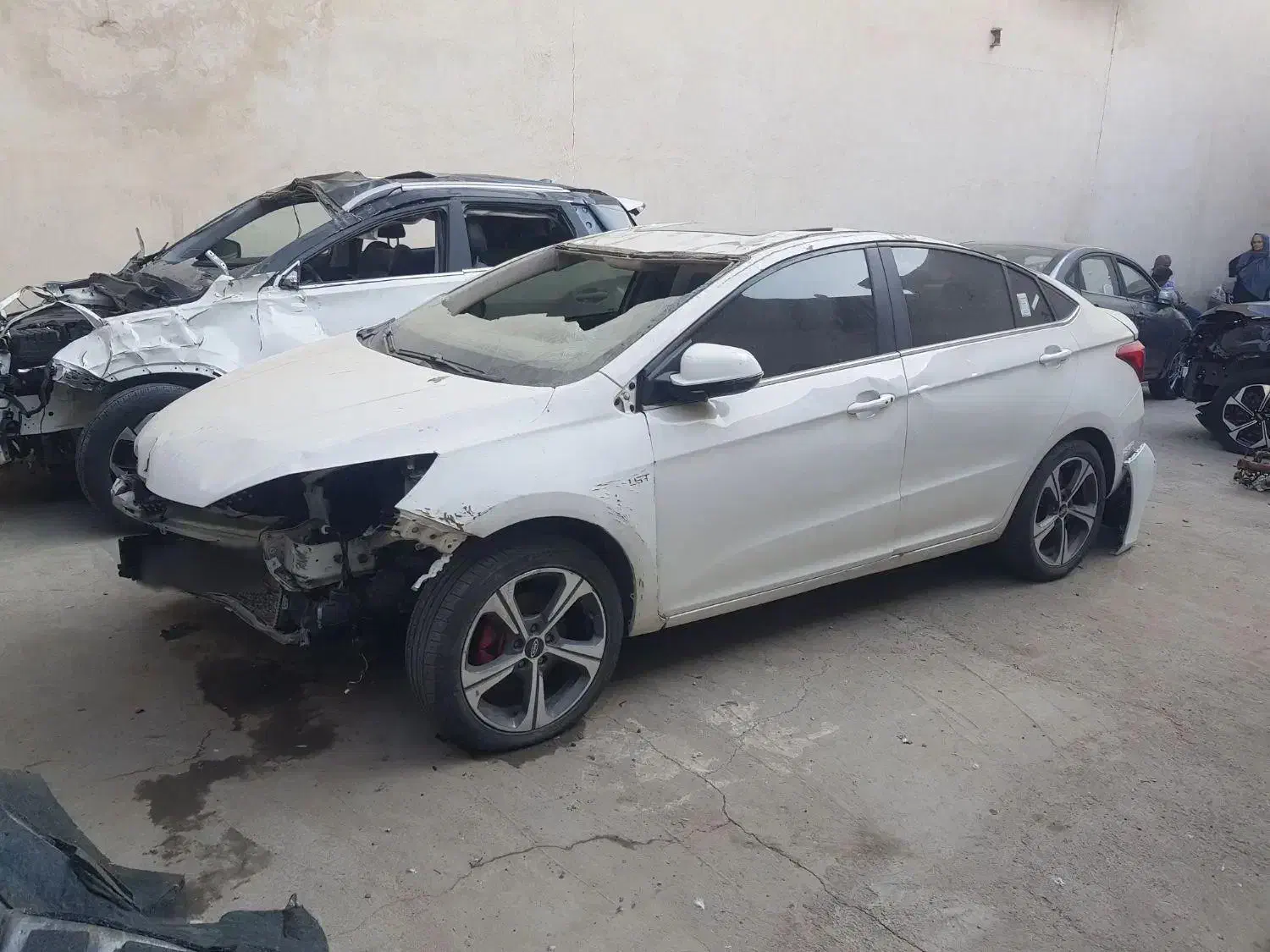 ماشین تصادفی|خودرو سواری و وانت|مشهد, مقدم|دیوار