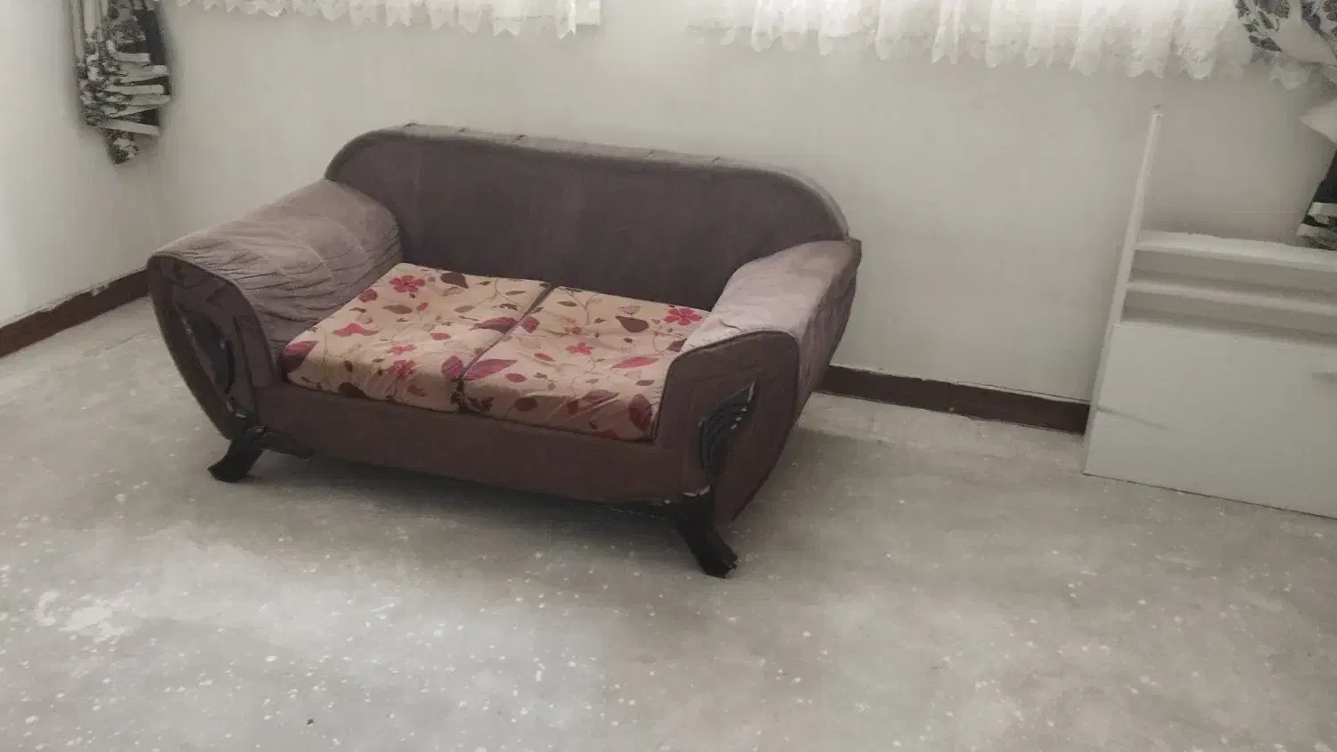 مبل راحتی وتشک|مبلمان خانگی و میز عسلی|ملایر, |دیوار