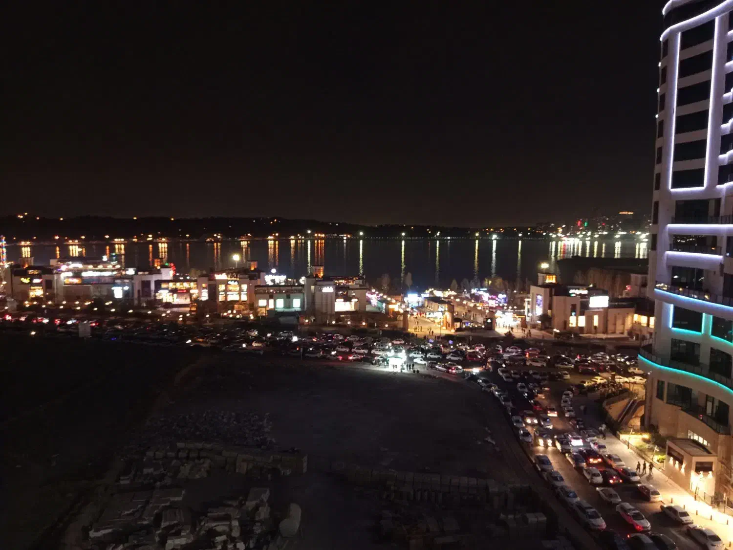 ۹۵متر دوخوابه دریاچه چیتگر