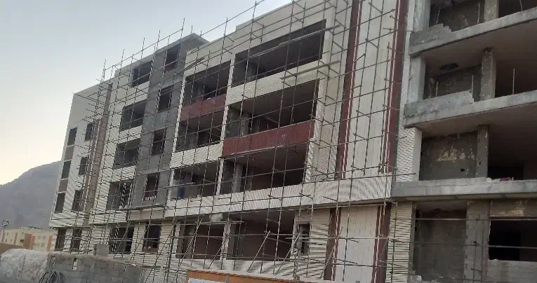 فروش آپارتمان ۱۱۴/۵متری درسروستان(نیمه کاره)|فروش آپارتمان|شهرضا, |دیوار