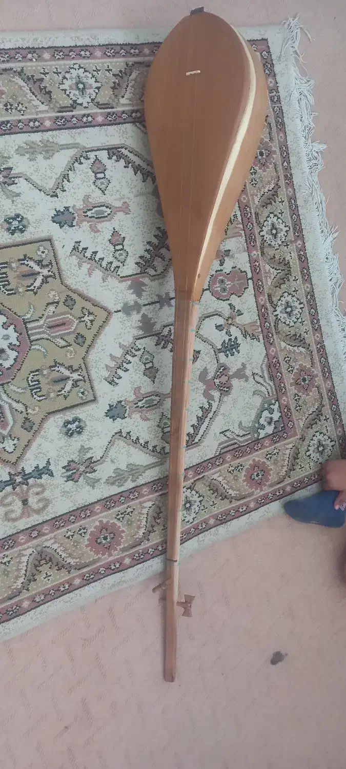 دوتار|سازهای سنتی|فریمان, |دیوار