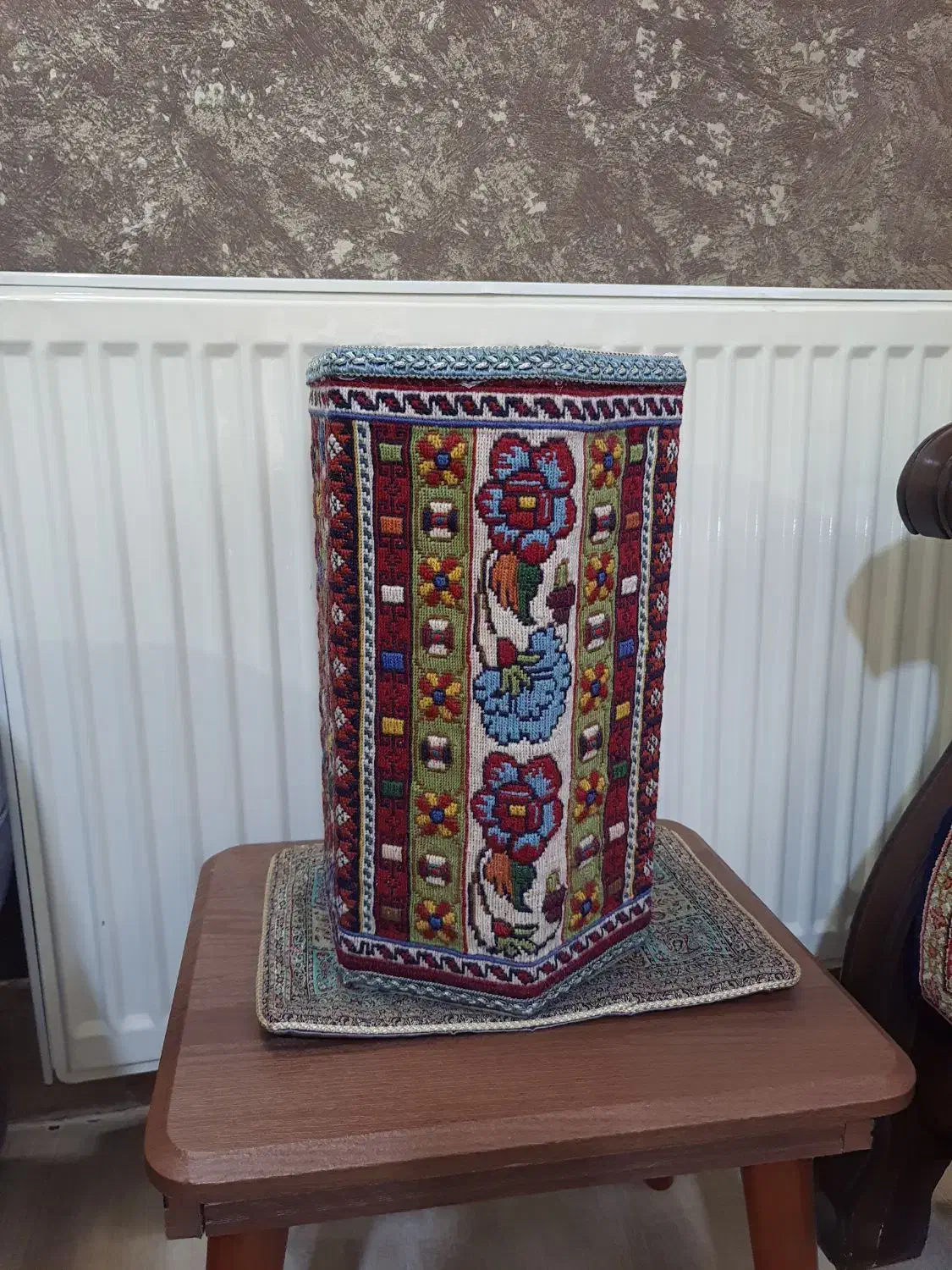 سطل گلیمی|گلیم، جاجیم، گبه|سیرجان, |دیوار