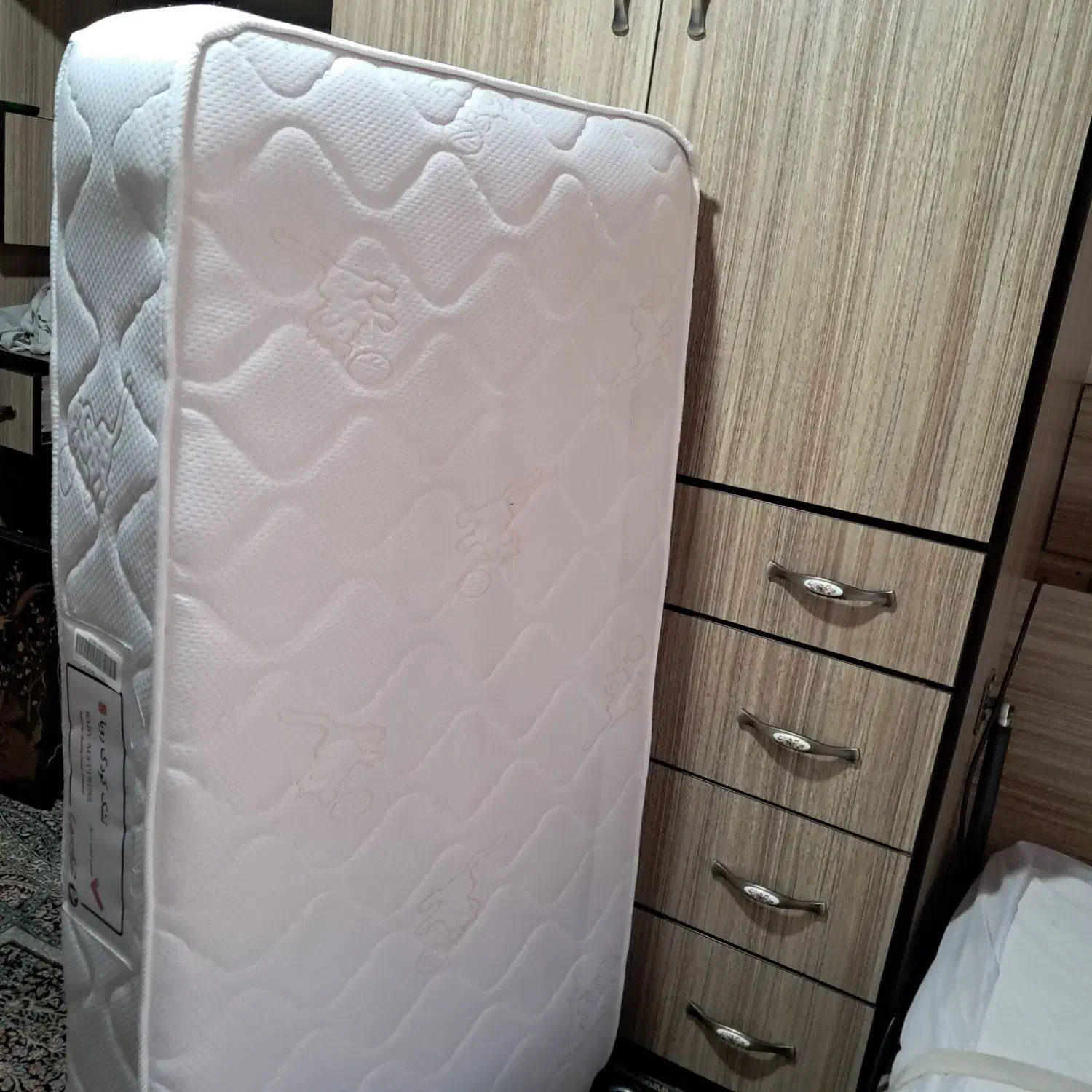 تشک تخت|تشک تختخواب|تهران, قلمستان|دیوار