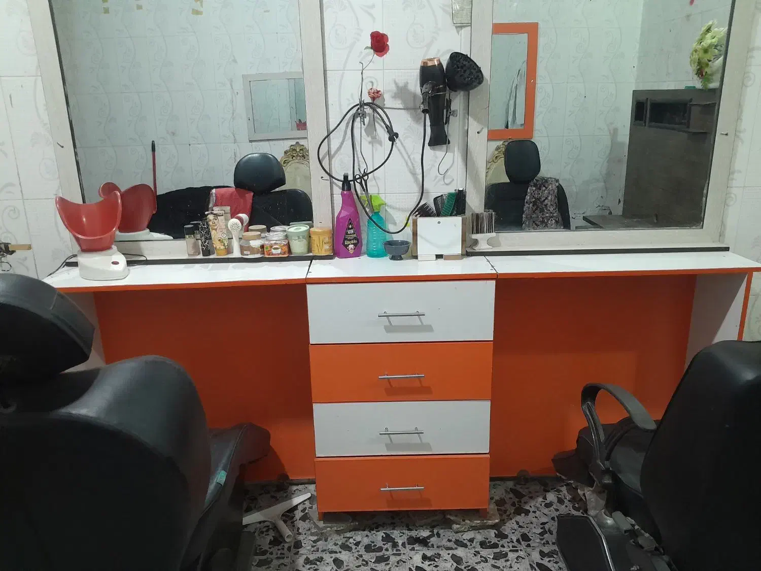 آرایشگاه مردانه معصوم اباد فرخی سی یک|فروشگاه و مغازه|زابل, |دیوار