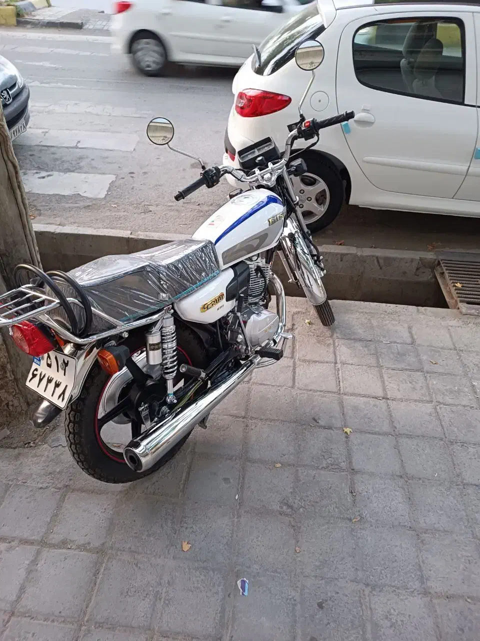 موتور هندا ۲۰۰ در حد صفر|موتورسیکلت|ملایر, |دیوار