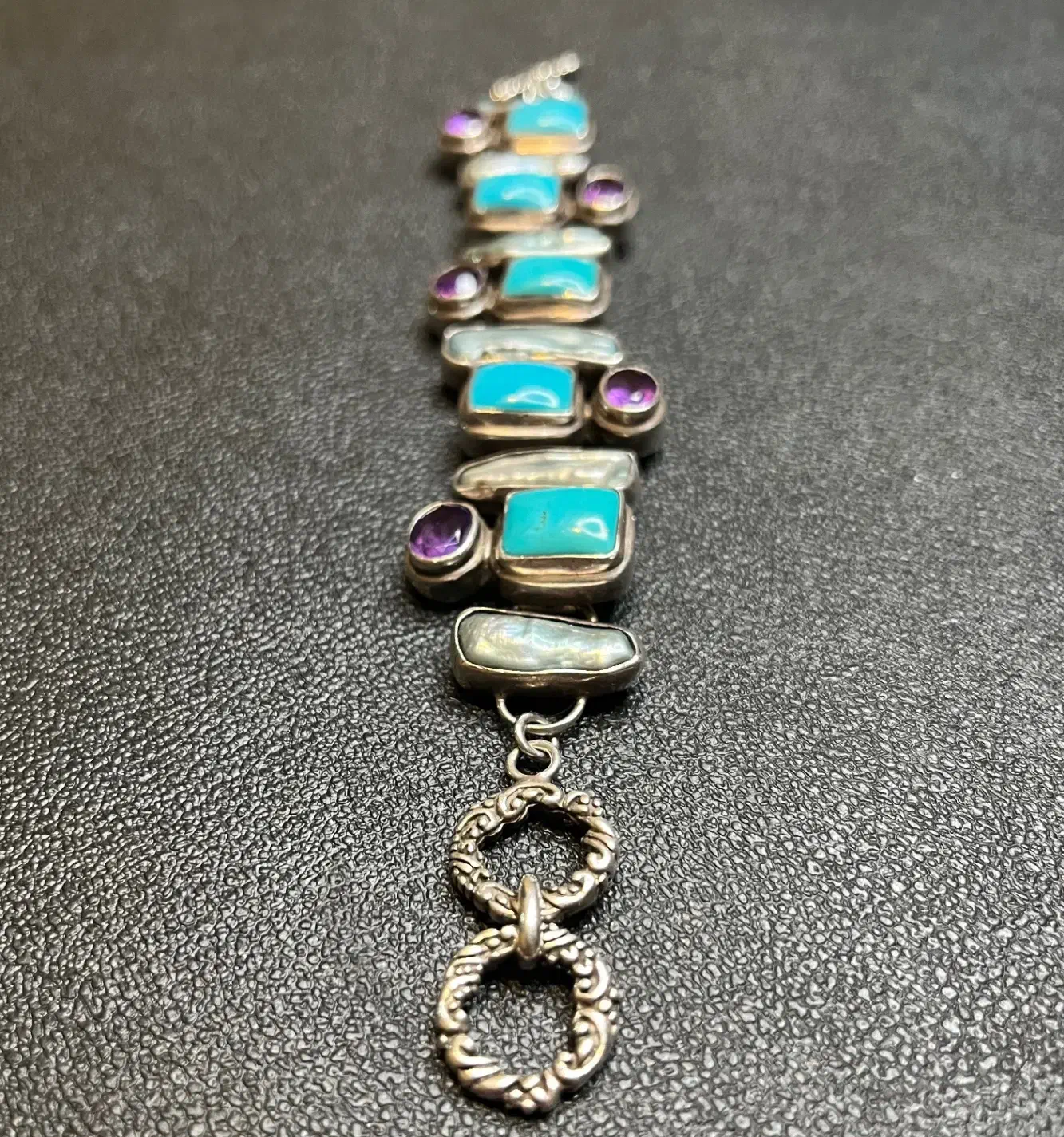 دستبند نقره|جواهرات|تهران, نیروی هوایی (پیروزی)|دیوار