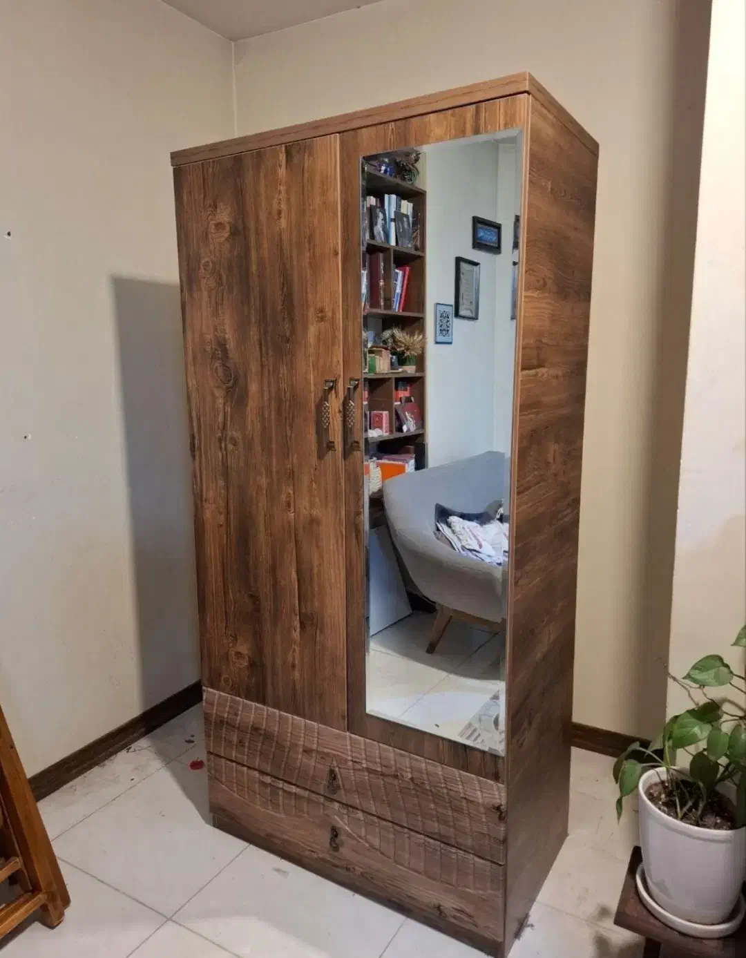 کمد|جاکفشی، کمد، دراور|کرج, حسین‌آباد|دیوار