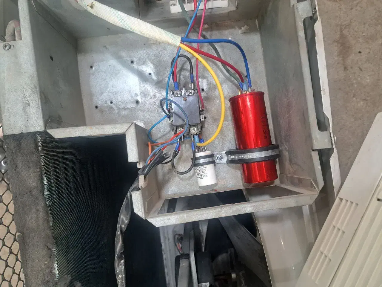 کولر گازی پیستونی|کولر گازی و فن‌کوئل|قم, حاج زینل|دیوار