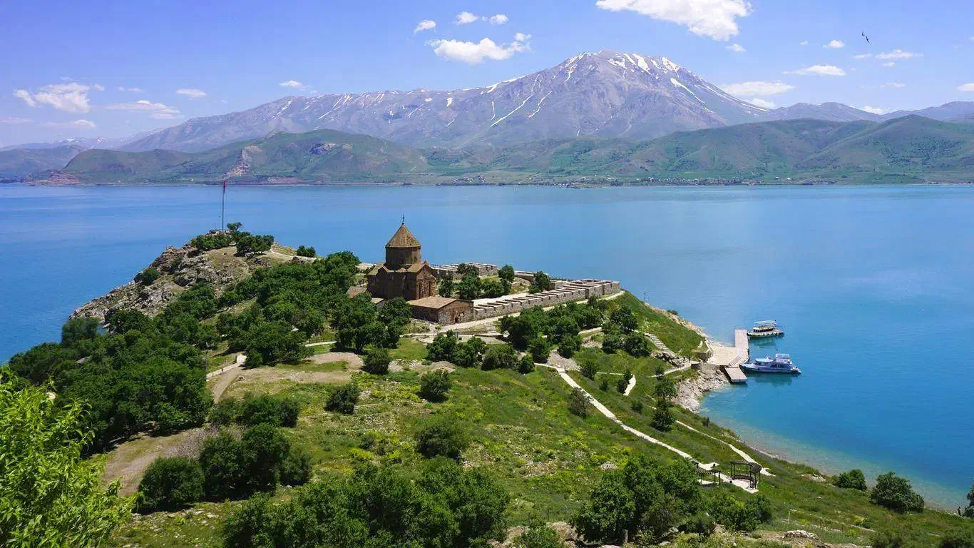 تور وان از تهران تبریز خوی BLACK FRIDAY|تور و چارتر|تهران, بازار|دیوار