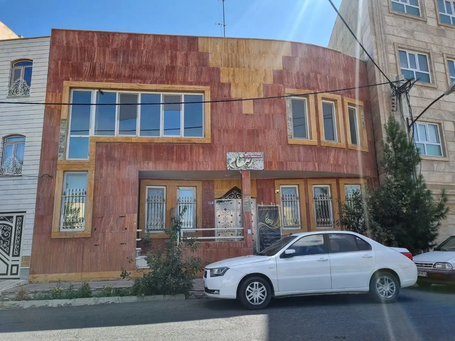 اجاره واحد خدماتی ۱۰۰ متردر محله سه شهر سهند|اجارهٔ دفتر کار، اتاق اداری، مطب|سهند, |دیوار