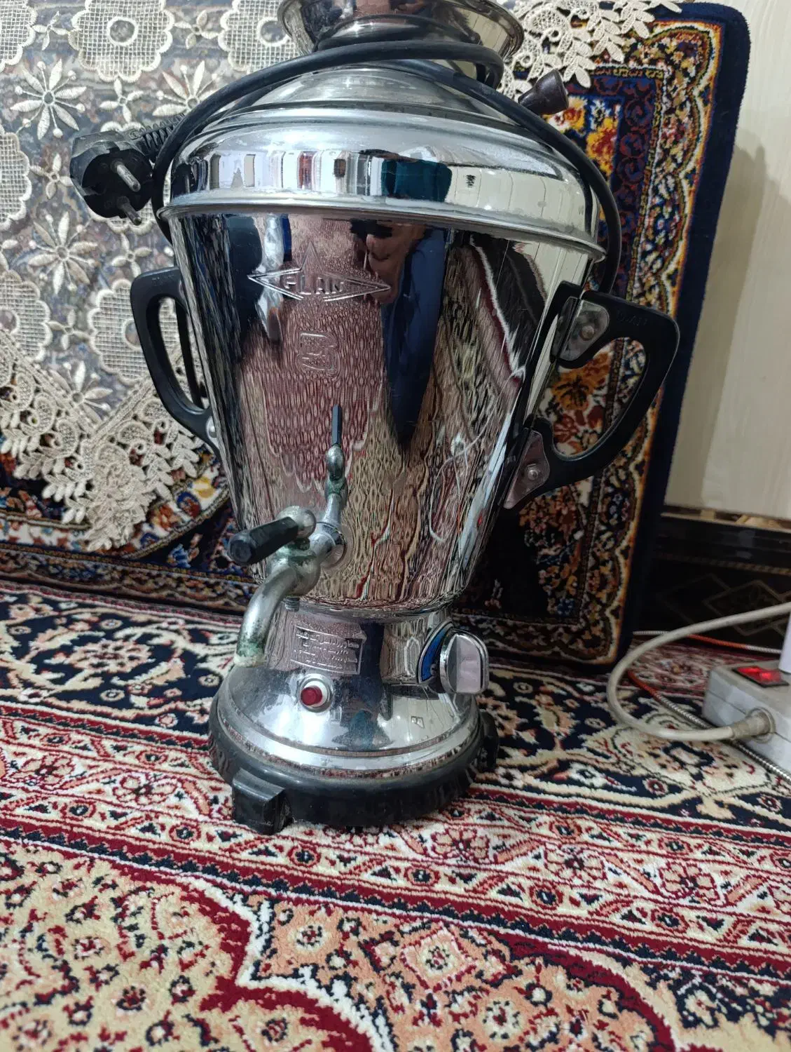 سماور برقی در حد نو|سماور، چایساز، قهوهساز|نهاوند, |دیوار