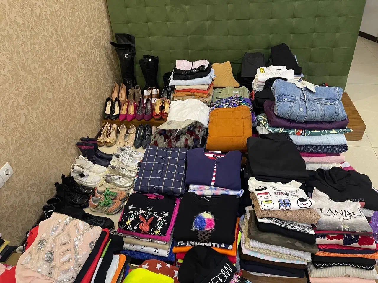 12 کیسه لباس زنانه خارجی یکجا|لباس|مشهد, یاس|دیوار