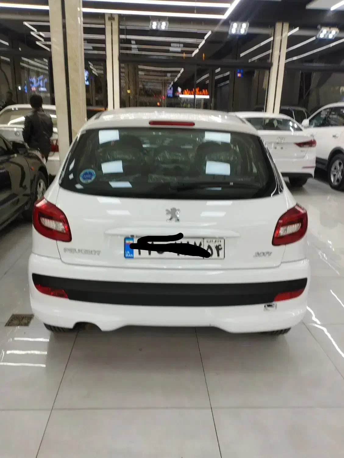 پژو ۲۰۷ مدل ۴۰۴ بصورت نقدواقساط|خودرو سواری و وانت|یزد, |دیوار