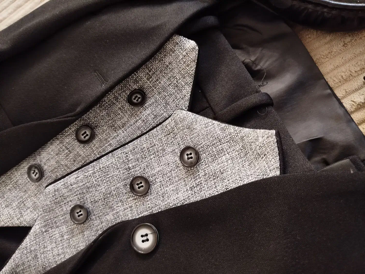 دو عدد کت شلوار برند بیبی باس|کفش و لباس بچه|تهران, بهداشت|دیوار