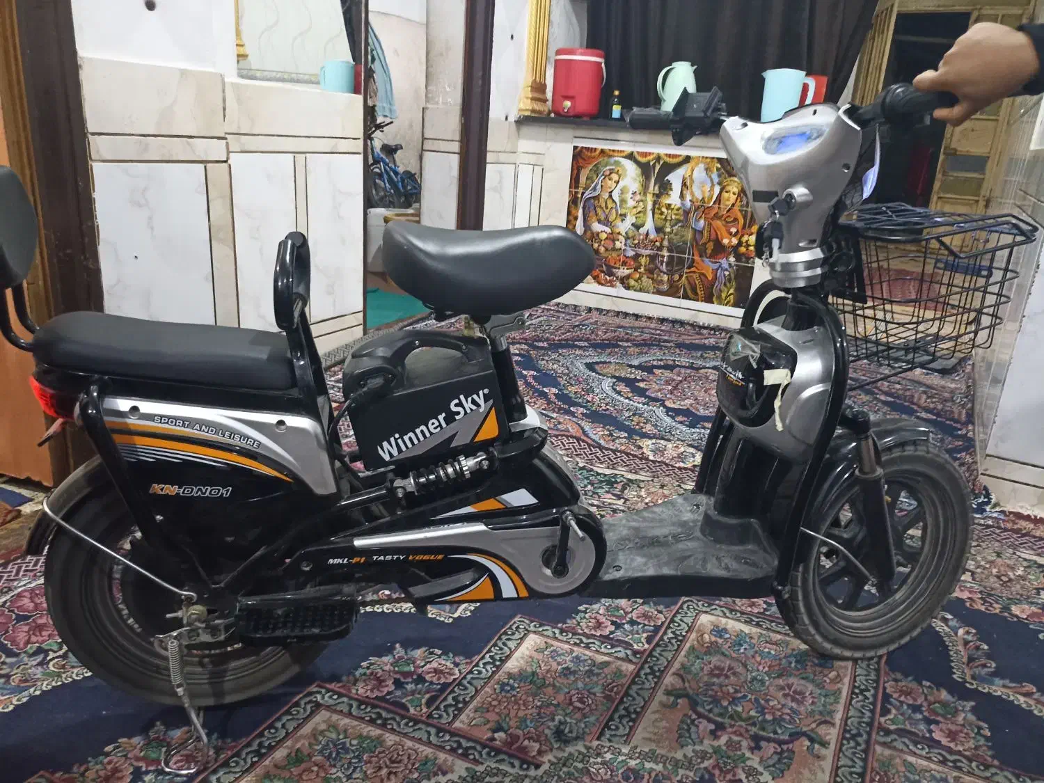 یک عدد اسکوترر شارژیی درحد اک اک|دوچرخه، اسکیت، اسکوتر|حمیدیه, |دیوار