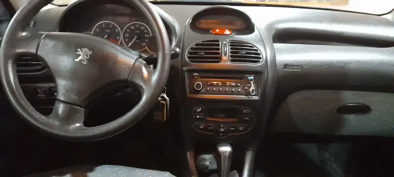 تیپ 6 کم کارکرد.یه لکه رنگ|خودرو سواری و وانت|کرج, کوی امامیه|دیوار