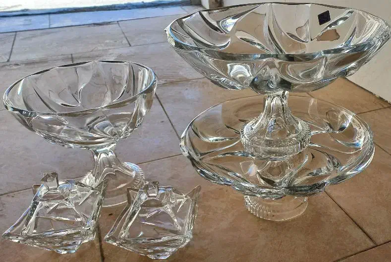 بلوریجات|ظروف سرو و پذیرایی|بیجار, |دیوار