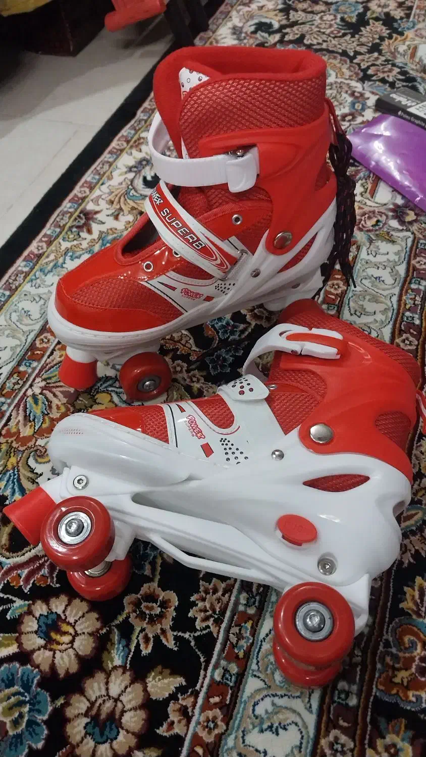 کفش اسکیت کودک|دوچرخه، اسکیت، اسکوتر|رباط‌کریم, رباط‌کریم|دیوار