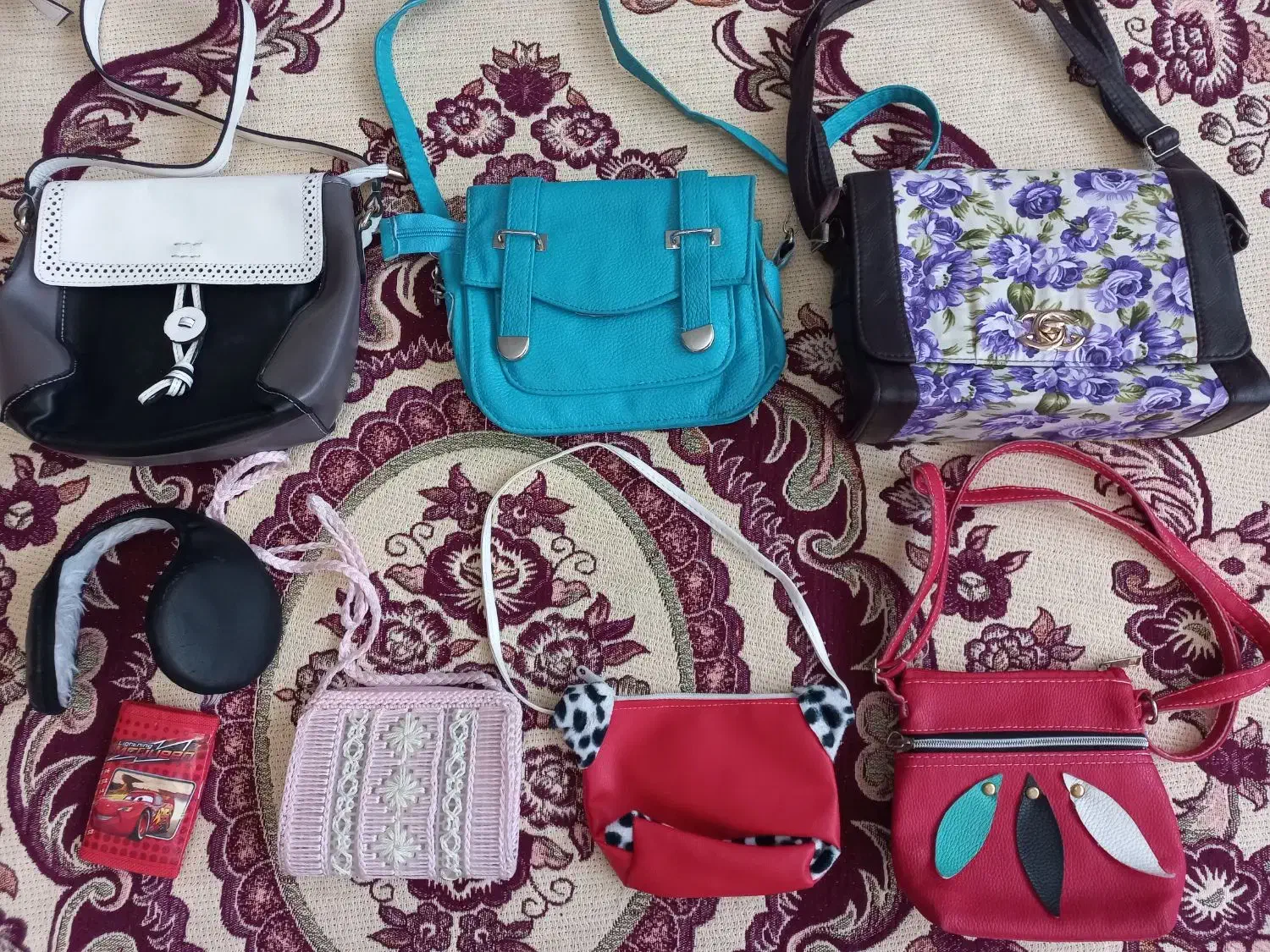 کفش و کیف و نقاب دخترانه|کیف، کفش، کمربند|فولادشهر, مسکن مهر فولادشهر|دیوار