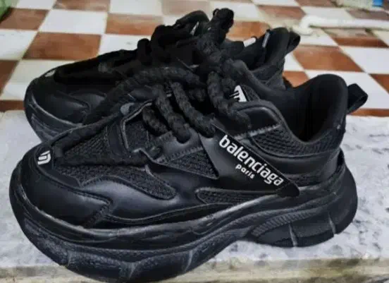 کتونی در حد نو|کیف، کفش، کمربند|نورآباد, |دیوار