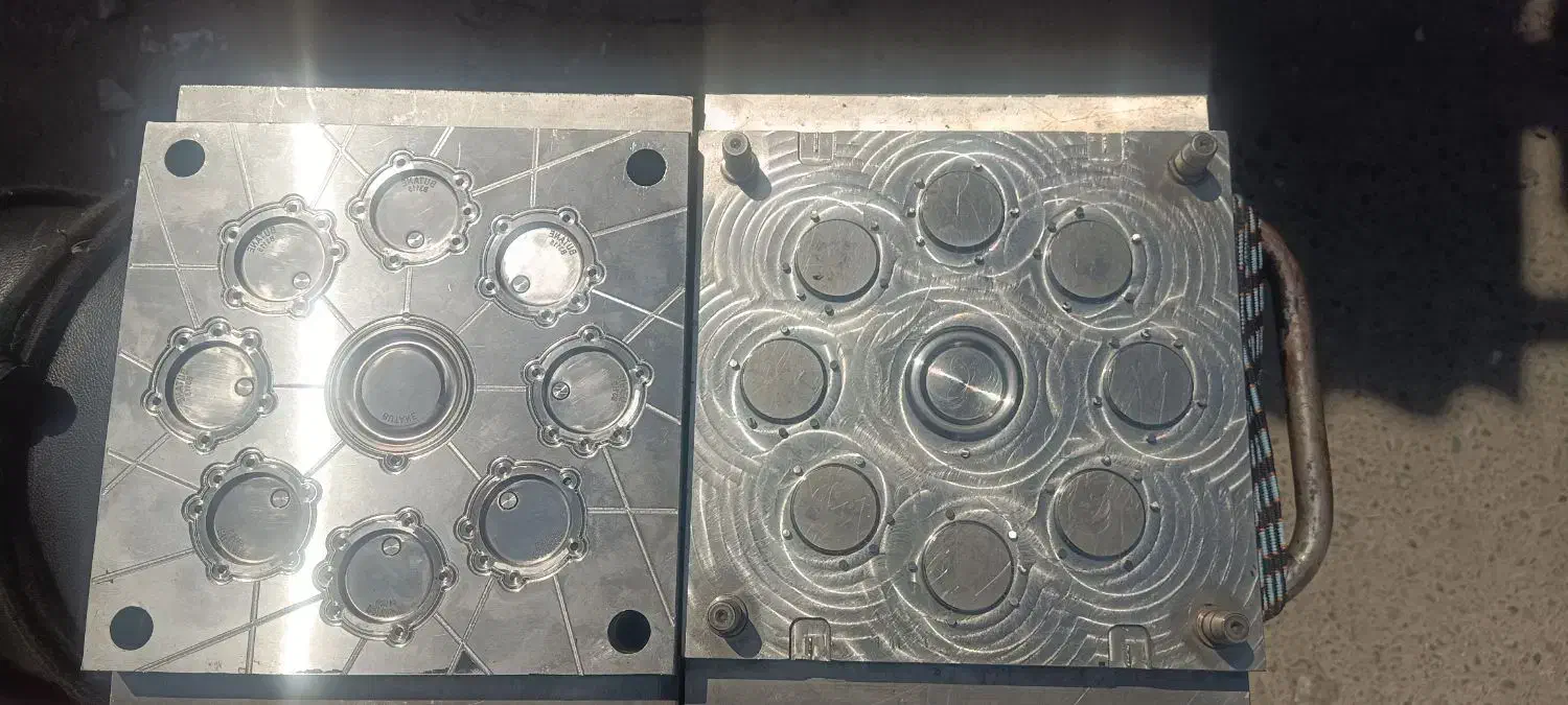 فروش 3 عدد قالب تولید قطعات آبگرمکن دیواری بوتان|آبگرمکن، پکیج، شوفاژ|تهران, فلسطین (میدان انقلاب)|دیوار