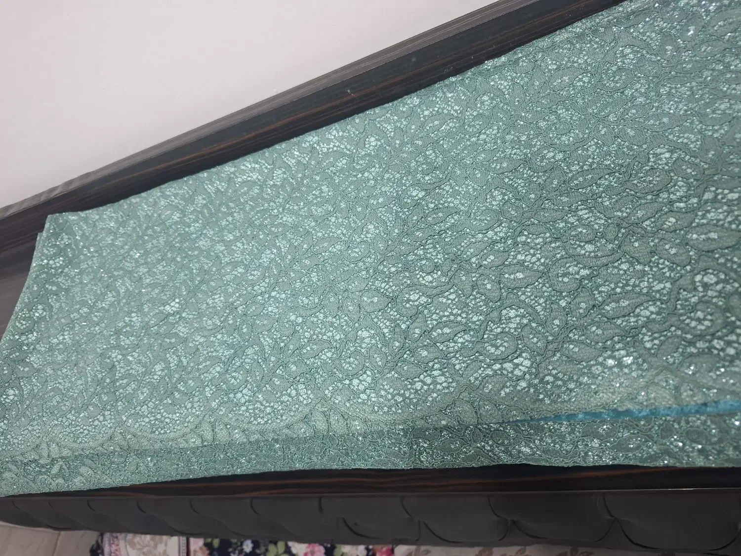 پارچه مجلسی|لباس|قرچک, مهدیه|دیوار