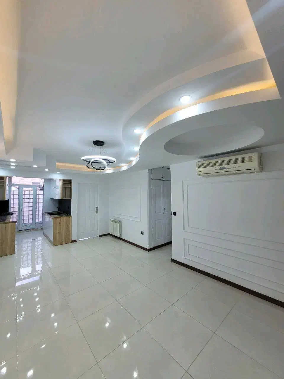 ۶۰متردوخواب/فروشنده واقعی/سندتکبرگ‌/فول امکانات|فروش آپارتمان|گرمدره, |دیوار