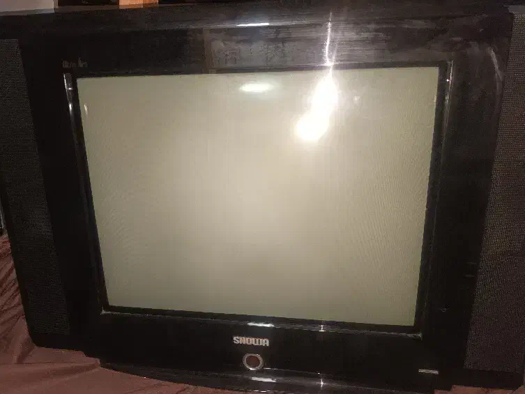 میز تلویزیون به همراه تلویزیون|تلویزیون و پروژکتور|لنگرود, |دیوار