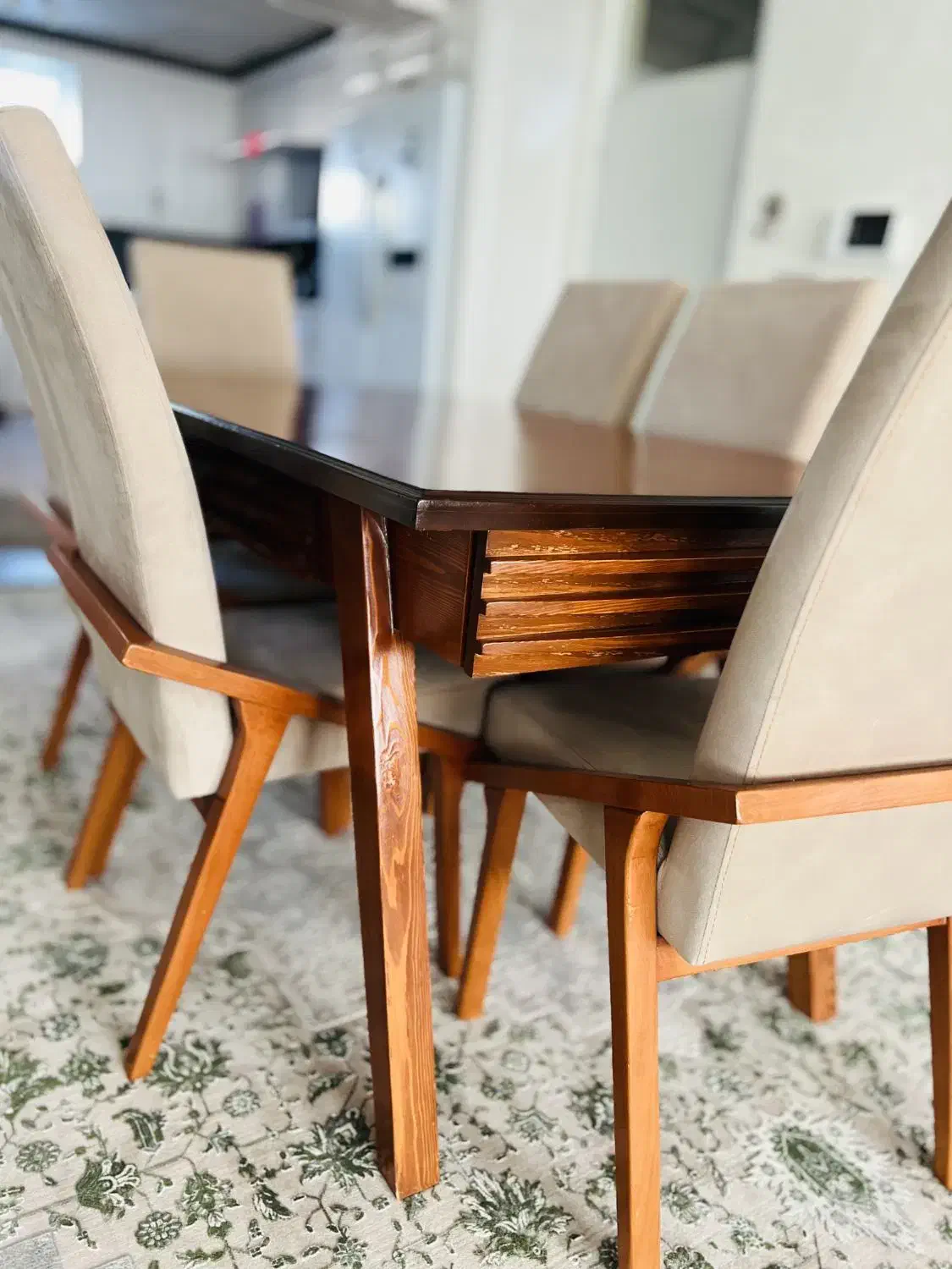 میز غذا خوردی ۶ نفره|میز و صندلی غذاخوری|صائین قلعه, |دیوار