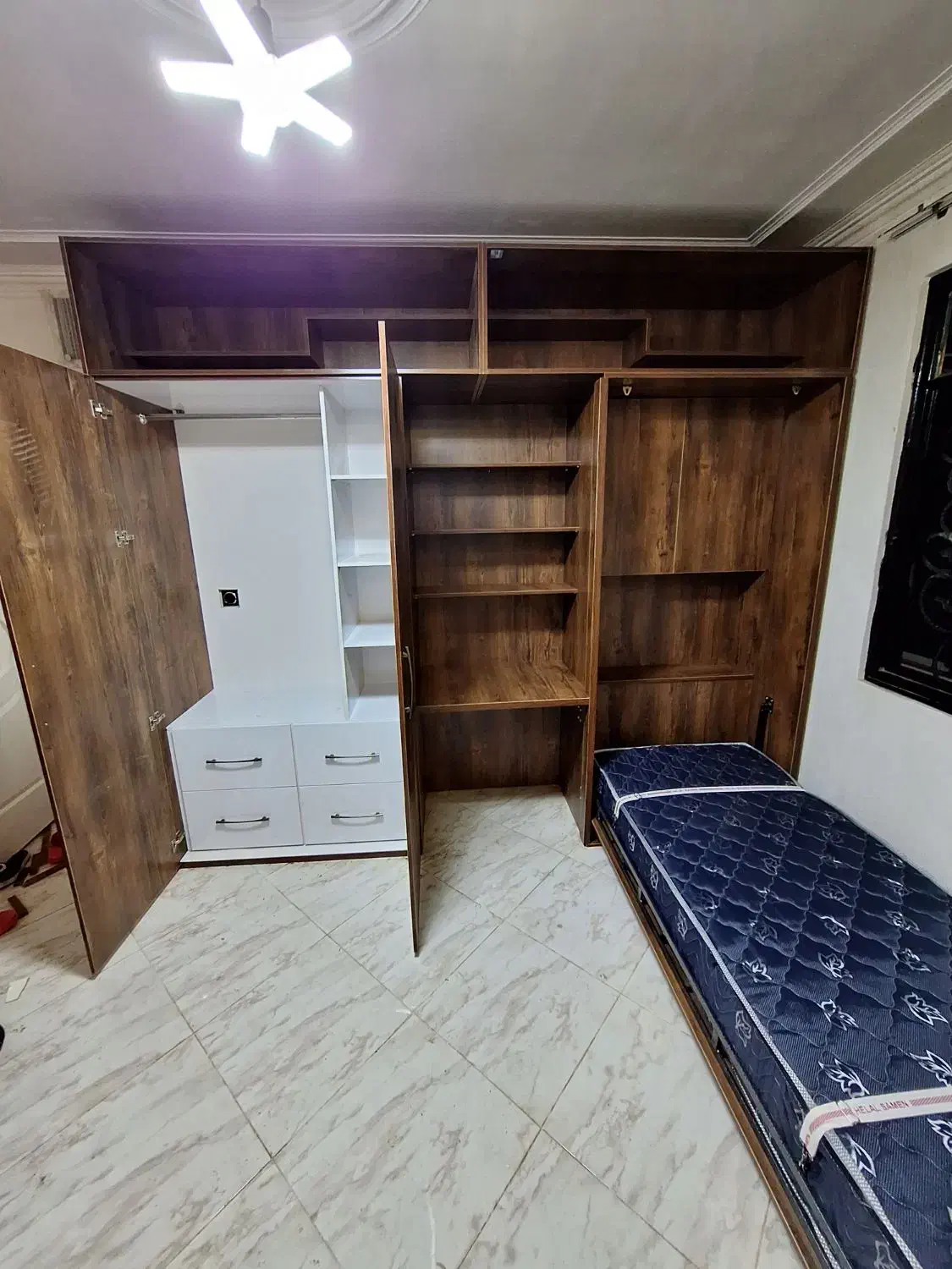 کابینت کمد دیواری درب اتاق خواب چوب ترمو|خدمات پیشه و مهارت|چهارباغ, |دیوار