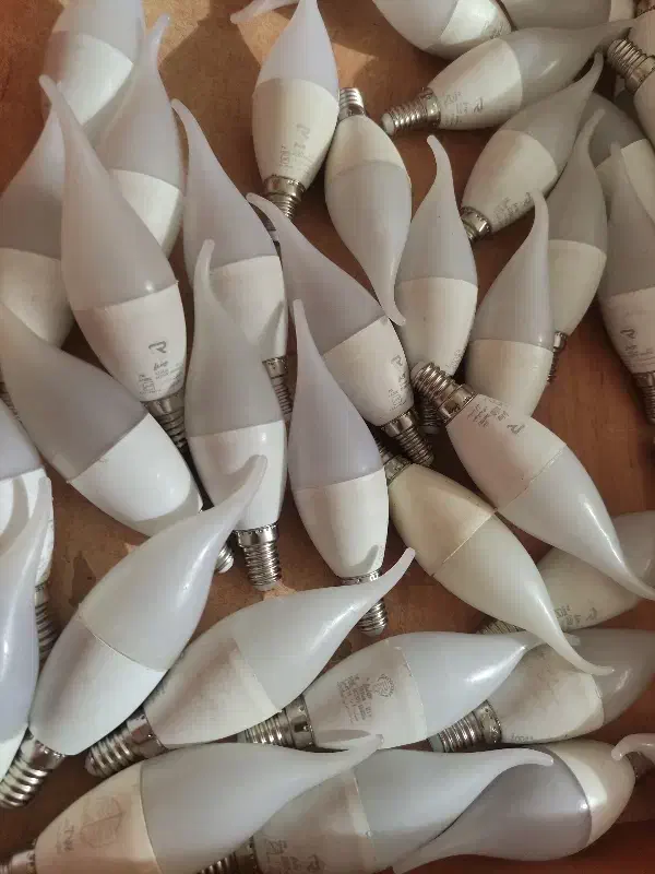 تعمیر کلیه لامپ ال ای دی کم مصرف با نازلترین هزینه|لامپ و چراغ|سقز, |دیوار