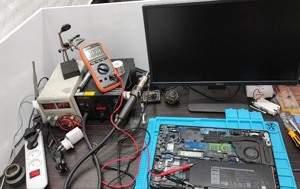 تعمیرات تخصصی لپ‌تاپ، کامپیوتر و مودم|خدمات رایانه‌ای و موبایل|لاهیجان, خمیر کلایه|دیوار