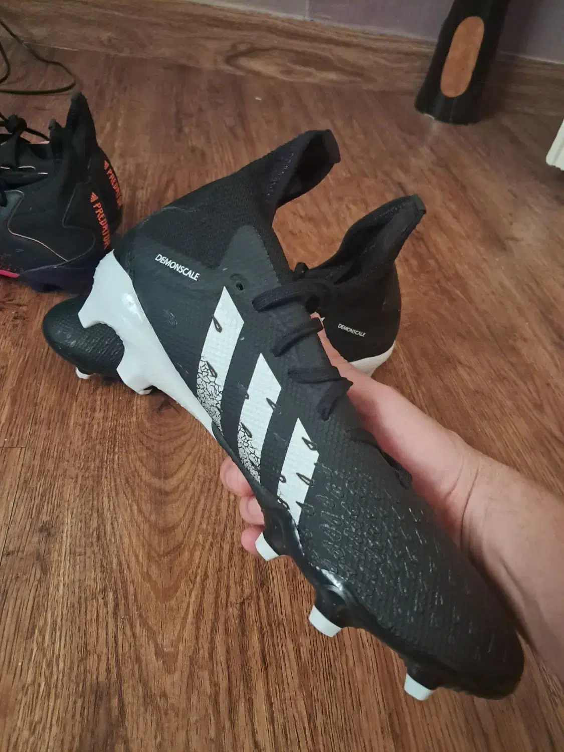 کفش فوتبال استوک دار سایز ۳۸ و ۴۲ پردیتور|کیف، کفش، کمربند|تهران, ستارخان|دیوار