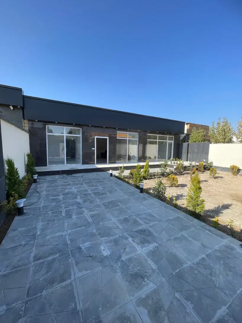 ویلا ۳۰۰متر مدرن زیر قیمت|فروش خانه و ویلا|هشتگرد, شهرک سهیلیه|دیوار