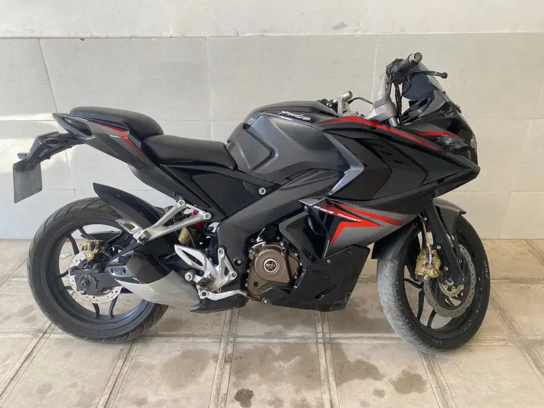 Rs200|موتورسیکلت|مشهد, طرق|دیوار