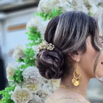 شنیون تخصصی|خدمات آرایشگری و زیبایی|اشتهارد, |دیوار