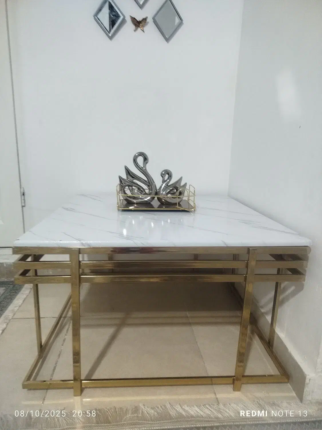 میز عسلی رنگ ثابت بدون ایراد در حدنو|مبلمان خانگی و میز عسلی|شریفآباد, |دیوار