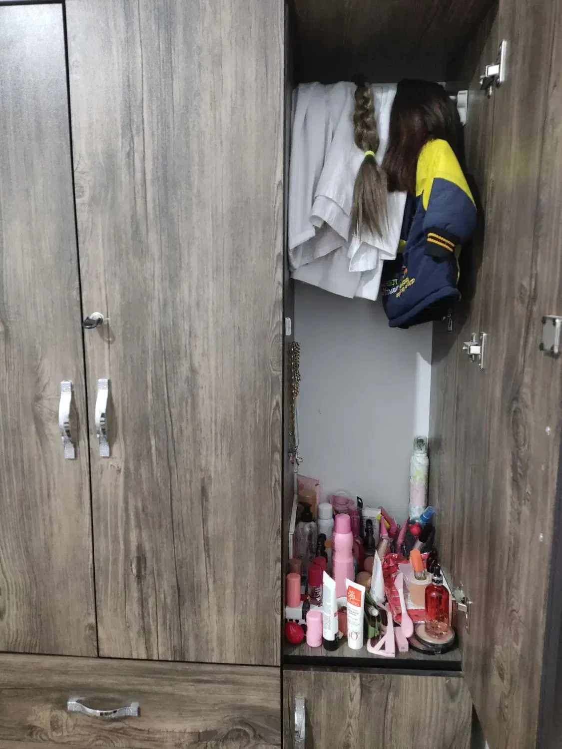 کمد|جاکفشی، کمد، دراور|بیضا, |دیوار